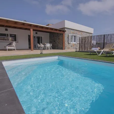 Βίλα Holiday Rustika Luxe 1- Rural, Pool, Bbq, Mountain View By Holidays *